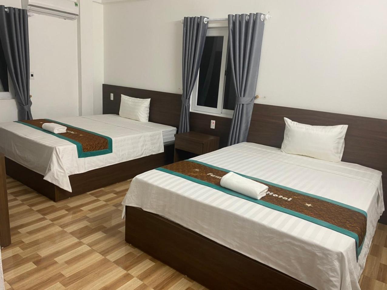 Family Transit Hotel Thach Loi Exterior foto